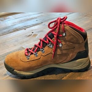 Women's Columbia Newton Ridge Waterproof Hiking Boots